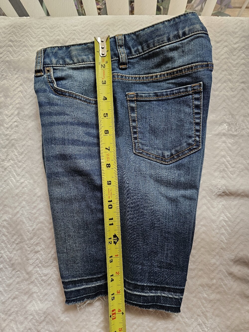 Girls Cat & Jack Dark Wash Denim Long Bermuda Jean Shorts Cute Frayed Hem 10/12